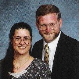 Lynne Thomas and David Adler (both NHHS 78)