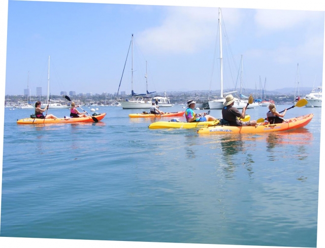 On Friday, Mike Hogan took classmates on one of his China Cove Kayak Adventures.  Everyone had a great time paddling past historic homes, local marinelife, and Balboa beaches.
